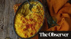 Straight-up macaroni cheese recipe by Laura Goodman