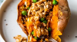 Easy Weeknight Dinner Idea! Turkey Shepherd’s Pie Stuffed Sweet Potato