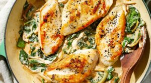 Creamy Skillet Chicken with Everything Bagel Spice & Spinach
