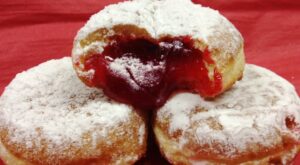 Your 2022 powder-packed paczki guide for Fat Tuesday