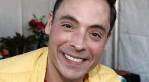Jeff Mauro Talks Working With His Fellow Food Network Chefs – Exclusive Interview