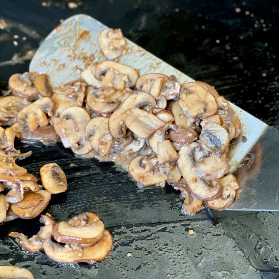 Steakhouse Mushrooms – Easy Steak or Burger Topping
