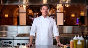 Bobby Flay and Food Network Agree to New Deal