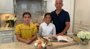 Celebrity chef Geoffrey Zakarian’s daughters treat their dad to dinner