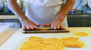 36 Italian Cooking Classes and Cooking Schools in Italy (+ 8 Online) — Italy Foodies