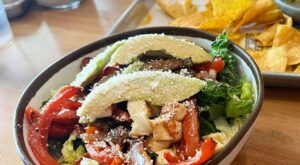 Get great Mexican at Gringo and Blondie – Oak Park