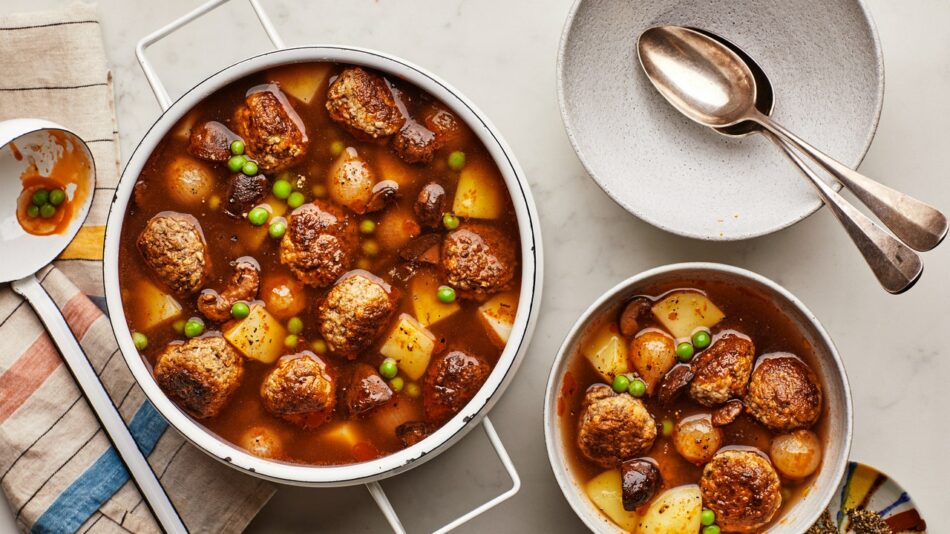 Meatball Soup With Beef Stew Vibes