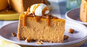 85 Thanksgiving Desserts That Everyone Will Want to Gobble Up After Dinner