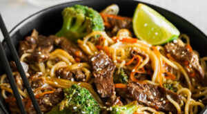 Easy Beef Lo Mein – Tomatoes