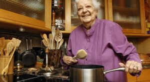 Italian cooking legend Marcella Hazan dies