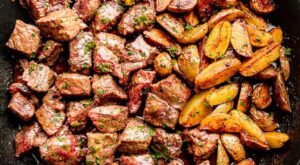 Tender Skillet Steak Bites with Crispy Potatoes – Easy Dinner Idea!
