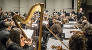 Classical comfort food: Brahms and Beethoven headline Illinois Symphony’s ‘Breathtaking Beauty’