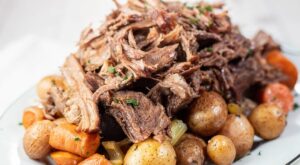 Easy & Delicious Beef Chuck Roast: Perfect All-In-One Family Dinner
