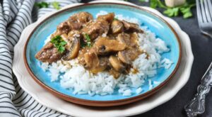 Easy Beef Tips and Gravy Make a Satisfying Everyday Meal