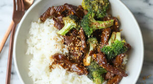Easy Beef and Broccoli – Damn Delicious