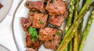Garlic Steak Bites – Lolo Home Kitchen | Recipe | Steak bites, Easy steak recipes, Soup with ground beef