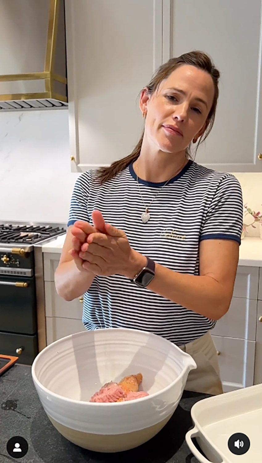 Jennifer Garner ‘Super Adapted’ This Recipe from Ina Garten for Her ‘Picky’ Kids