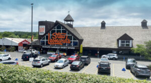Stew Leonards Grocery Store