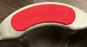 NWOT Food Network Bundt Cake Pan | Bundt cake pan, Food network recipes, Bundt cake