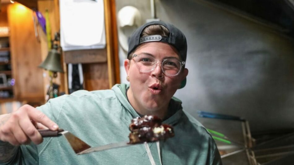 Jersey Shore chef into the Elite Eight on Food Network