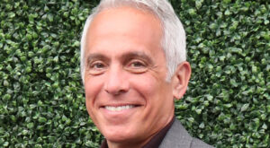 Geoffrey Zakarian Reveals More About His New Food Network Show – Exclusive