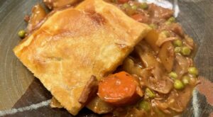 Easy Beef Pot Pie with Puffed Pastry Crust