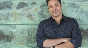 What to Watch:  in 24 | Celebrity chefs, Jeff mauro, Chef shows