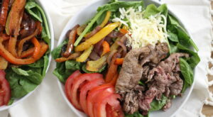 Easy Steak Fajita Salad | cleanchefmessymom