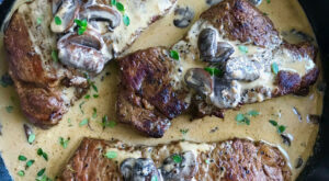 Steak with Mushroom Sauce