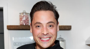 Jeff Mauro Talks Kitchen Crash, And Shares His Best Cooking Tips – Exclusive Interview