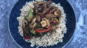 Beef and Vegetable Stir Fry with a Sweet and Spicy Sauce