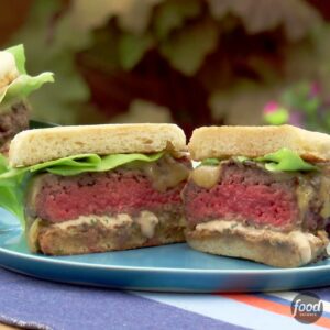 Food Network – How To Make Geoffrey’s Iron Chef Burger | Facebook | By Food Network | Find out the secrets of an Iron Chef Burger, from Chef Geoffrey Zakarian himself!