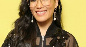 What Is Ali Wong’s Net Worth? See How the ‘Beef’ Star Earned Her Money – AOL