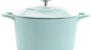MARTHA STEWART 7-qt. Enameled Cast Iron Dutch Oven with Lid in Blue 985119114M – The Home Depot