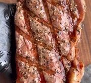 Quick and easy steak in the GMG! 🥩 💨 | 🥩 💨 Quick and easy steak in the GMG, make sure you get those GrillGrate hot and cook your steak to your liking! Would you say this steak is perfect, or a… | By Green Mountain Grills | Facebook