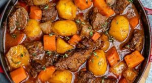 Garlic Butter Mashed Cauliflower | Recipe | Homemade beef stew recipes, Easy beef stew recipe, Homemade beef stew