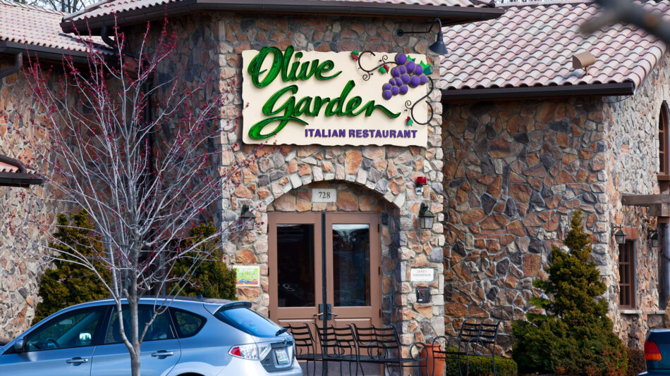 Iconic restaurant & Olive Garden rival closes its doors for good after 40 years