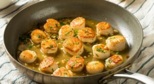 13 Best Sauces for Scallops (+ Easy Recipes)