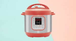 This Bright Red Instant Pot Is on Super Sale—but Only Until Midnight