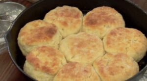 How to Make Kentucky Grapevine Buttermilk Biscuits | Start your weekend with the fluffiest Buttermilk Biscuits EVER!

Watch #TheKitchen with Jeff Mauro, Saturdays at 11a|10c and subscribe to discovery+ to… | By Food Network | Facebook