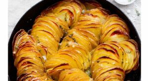 Recipe for a delicious Crispy Roast Potatoes with Thyme | ZWILLING.COM | Crispy roast potatoes, Salmon recipes pan seared, Salmon recipes baked healthy