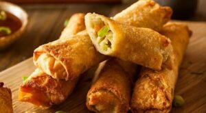 Chinese Crispy Gluten Free Egg Rolls from Scratch! (Meat & Vegan option) | Vancouver Food Blog