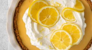 Easy, Gluten-Free Lemon Cream Pie – Meaningful Eats
