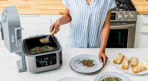 This Multifunctional Kitchen Appliance Is My Secret to Making One-Pot Meals in 15 Minutes – AOL