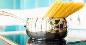 The Right (And Wrong) Way To Cook Pasta, According To Italian Cooks – HuffPost