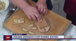 Chef Robbie Jester makes the dish that beat Bobby Flay! – Yahoo News
