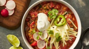 Turkey Chili Recipe – EatingWell