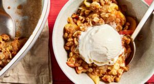 Apple Crisp Recipe – EatingWell