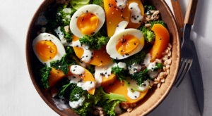 Kale and Butternut Squash Bowl With Jammy Eggs Recipe – The New York Times