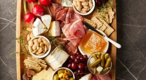 4 Steps to a Gorgeous Charcuterie Board Your Guests Will Devour – Better Homes & Gardens